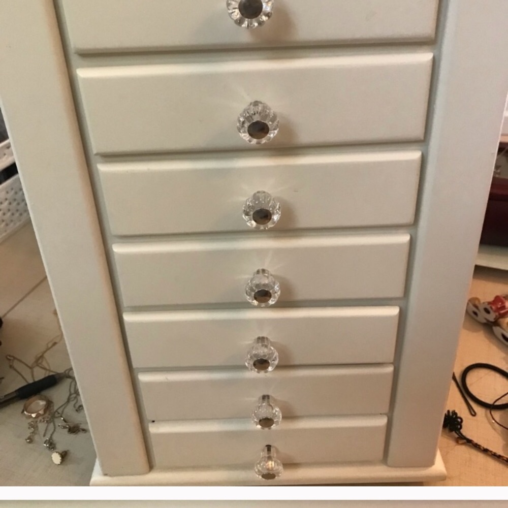 PB TEEN JEWELRY BOX